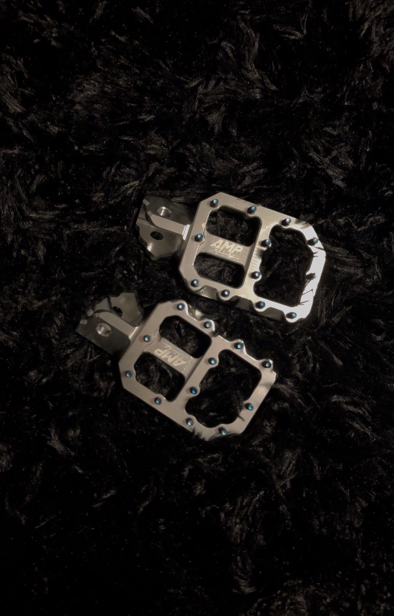 Aluminum pegs - Heavy-Duty Lightweight Foot Pegs for Bikes